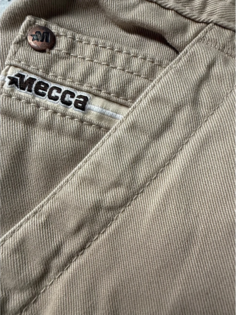 Vtg Mecca USA Mens Cargo Shorts Size 36 Baggy Khaki Tan Cotton Hip Hop Y2K